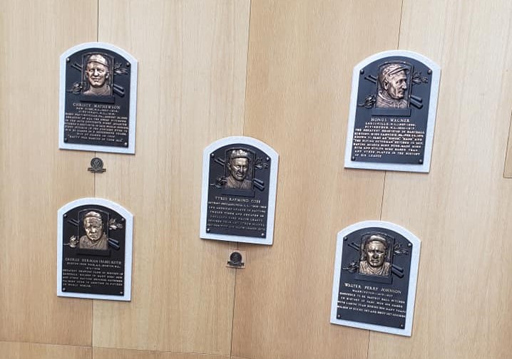 Vin Scully Auctioning Personal Collection that Includes World Series Rings