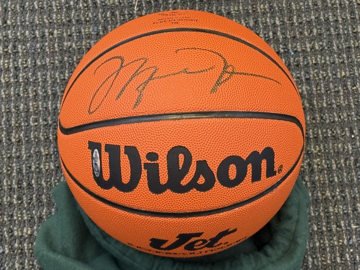 Michael Jordan Signed Basketball and Photo Purchased by Just Collect